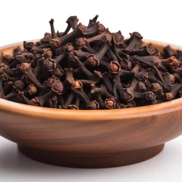 Premium Ceylon Cloves (Handpicked & Sun-Dried)