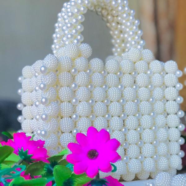 Custom Handcrafted Pearl & Crystal Luxury Beaded Bags (Off White)