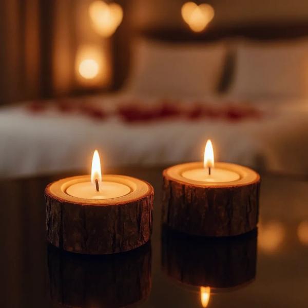 Handcrafted Pine Wood Candle Holder – 5x2.5 cm