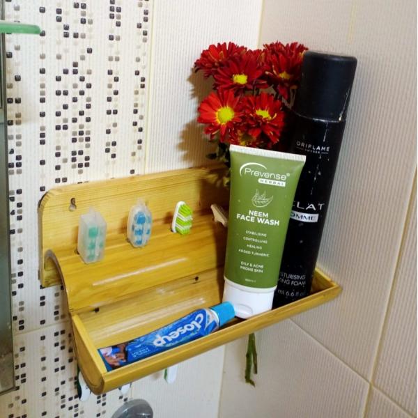 Bamboo Toothbrush Holder – 4-Slot Eco-Friendly Organizer