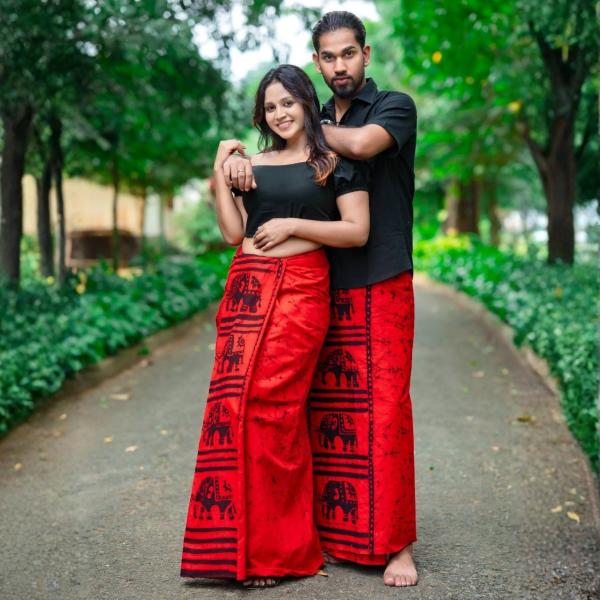 Red Batik Sarong for Ladies & Gents – 100% Cotton | Special Sinhala & Tamil New Year Collection