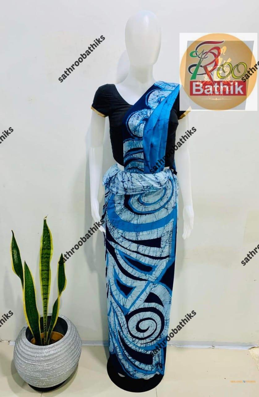 Sathroo Bathiks – Sri Lankan Handmade Three-Colour Batik Saree with Jacket Piece