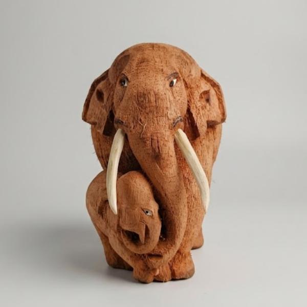 Coconut Husk Elephant – Handcrafted Eco-Friendly Home Decoration